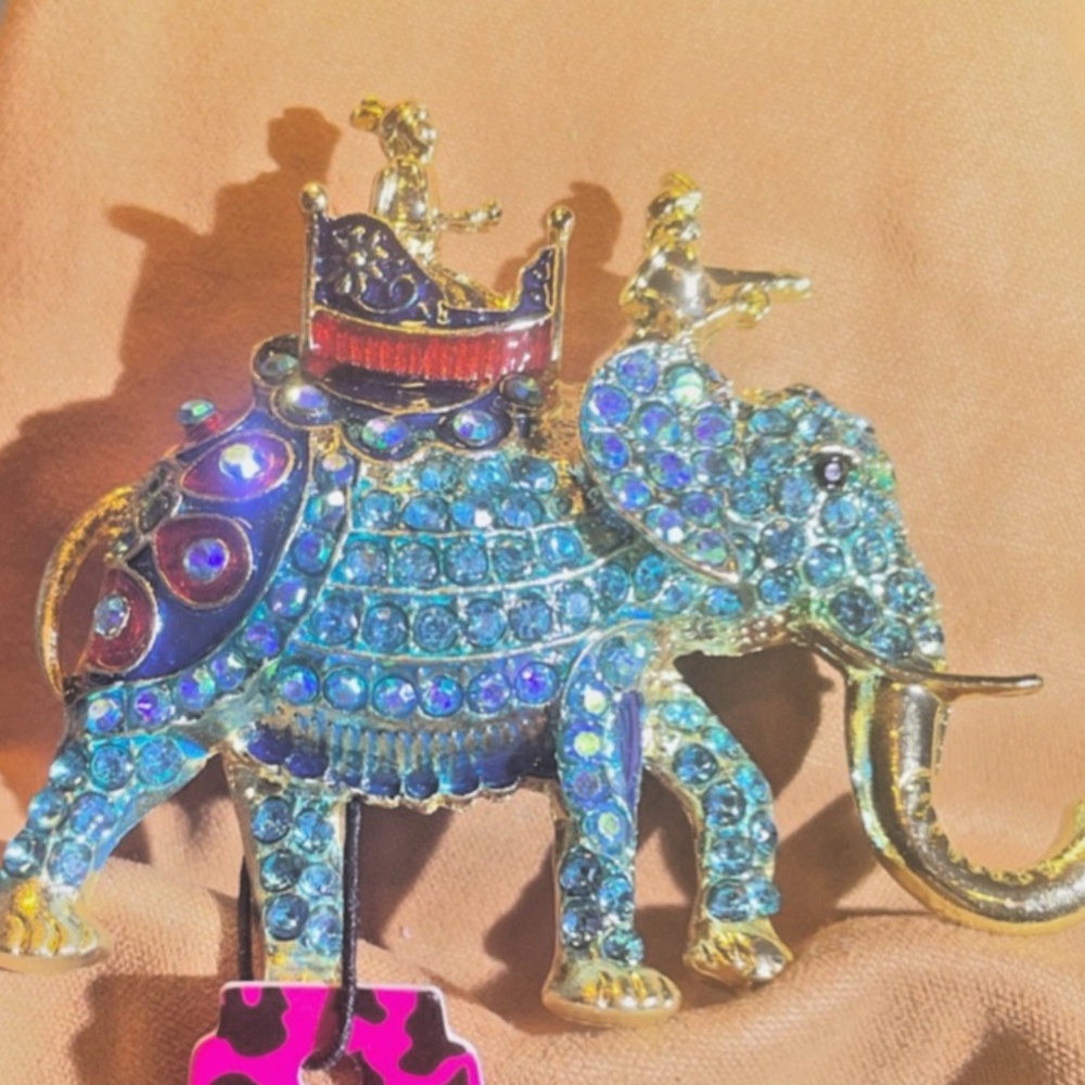 Blue Enamel Royal Elephant Crystal Brooch Pin 206047206088 - Picture 5 of 5